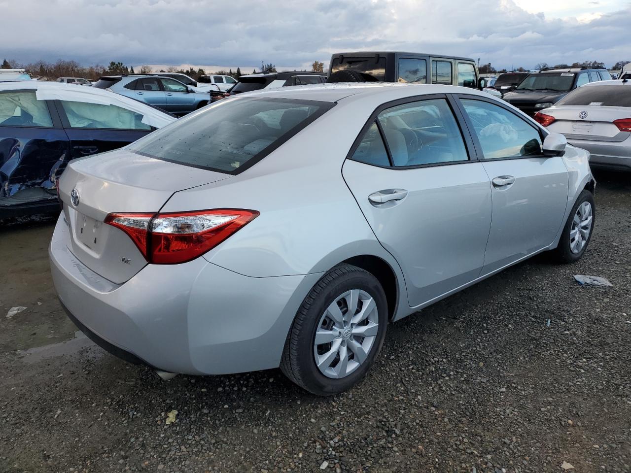 Изображение 3 2015 TOYOTA COROLLA L 2015 с VIN 5YFBURHE5FP268686