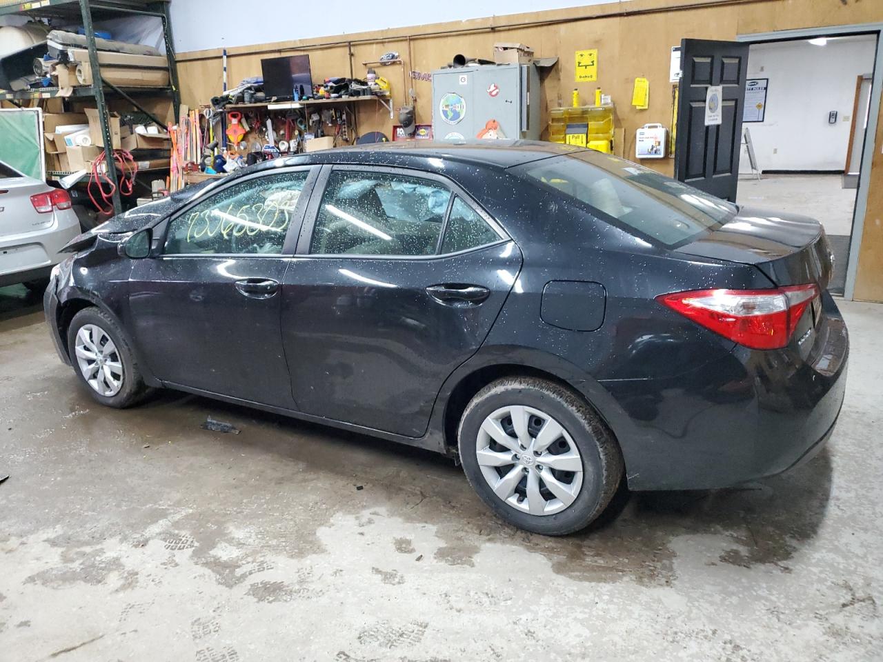 Image 2 of 2016 TOYOTA COROLLA L 2016 with VIN 5YFBURHE8GP547843