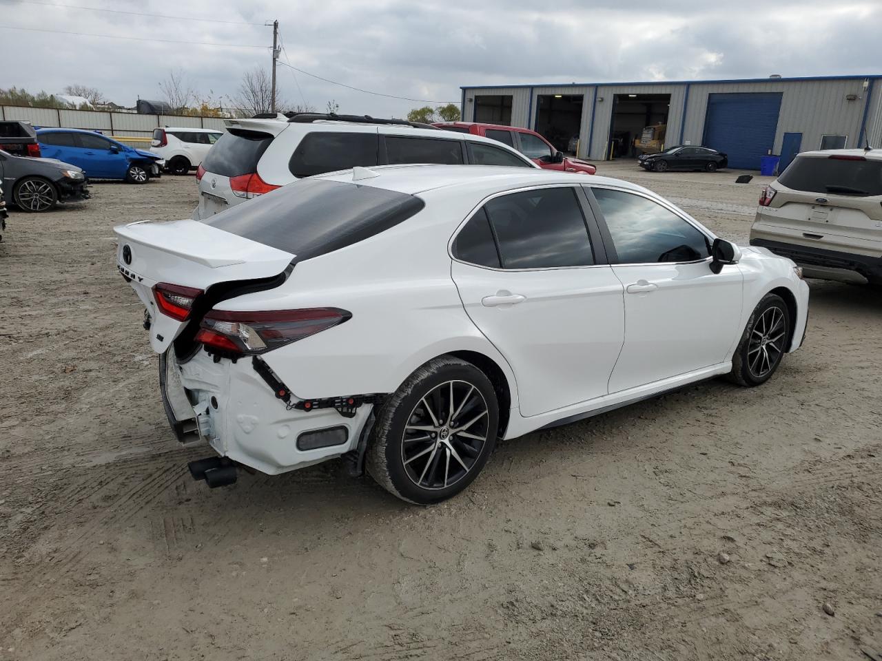 Изображение 3 2023 TOYOTA CAMRY SE NIGHT SHADE 2023 с VIN 4T1G11AKXPU779178