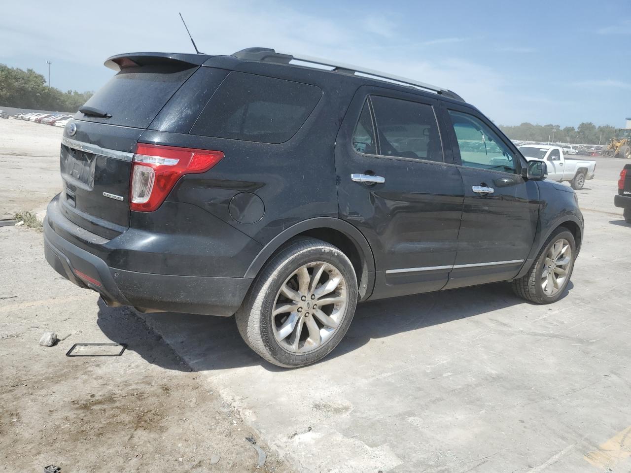 Obraz 3 z 2014 FORD EXPLORER XLT 2014 z VIN 1FM5K7D80EGA02706