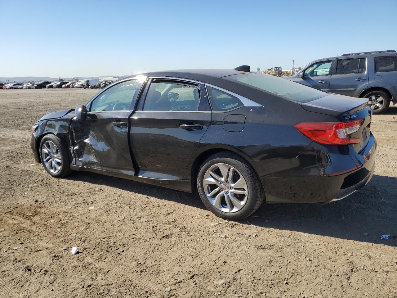 Изображение 2 2019 HONDA ACCORD LX 2019 с VIN 1HGCV1F10KA087546