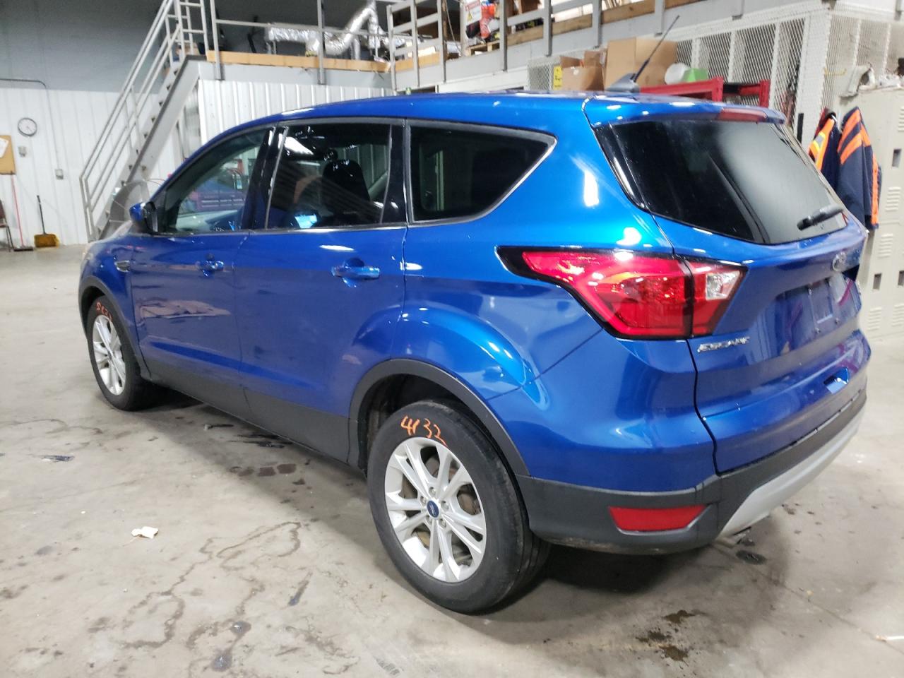 Image 2 of 2019 FORD ESCAPE SE 2019 with VIN 1FMCU0GDXKUA71191
