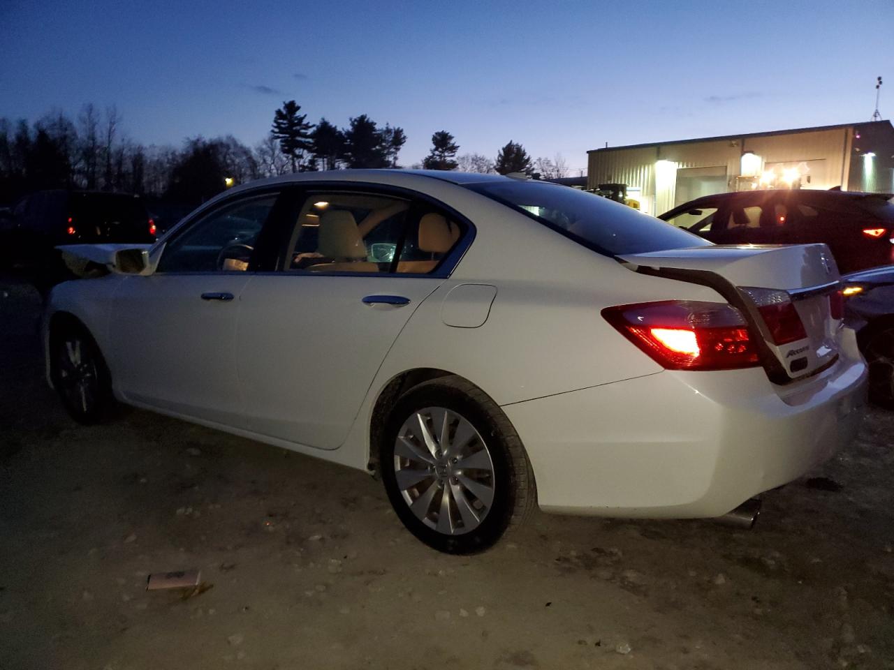 Изображение 2 2015 HONDA ACCORD TOURING 2015 с VIN 1HGCR3F95FA000039