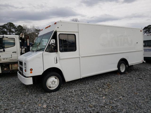 2000 FREIGHTLINER CHASSIS M LINE WALK-IN VAN 2000 image