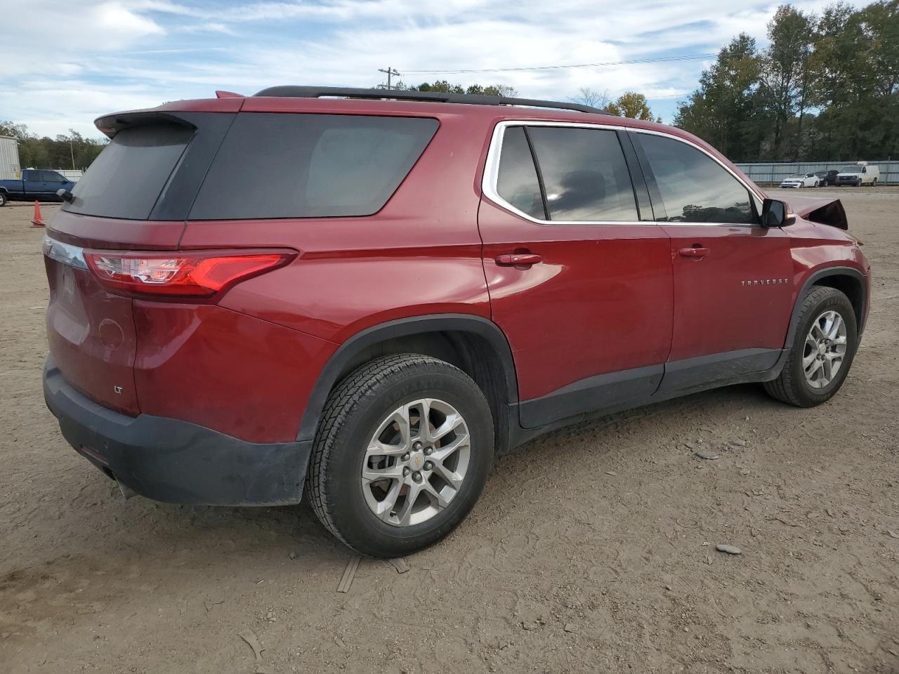Obraz 3 z 2020 CHEVROLET TRAVERSE LT 2020 z VIN 1GNERGKW5LJ304940