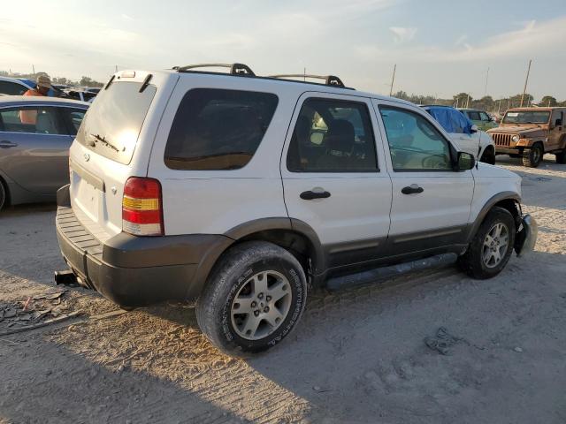Image 3 of 2005 FORD ESCAPE XLT 2005 with VIN 1FMCU03125KB67585