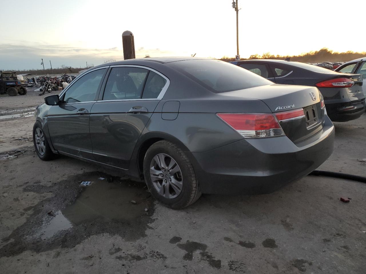 Изображение 2 2012 HONDA ACCORD SE 2012 с VIN 1HGCP2F60CA128268