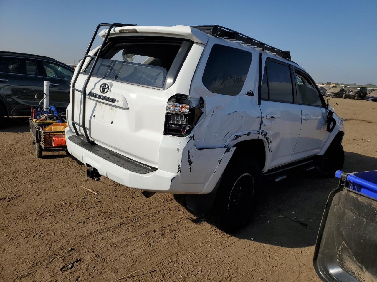 Изображение 3 2019 TOYOTA 4RUNNER SR5 2019 с VIN JTEBU5JR3K5637604