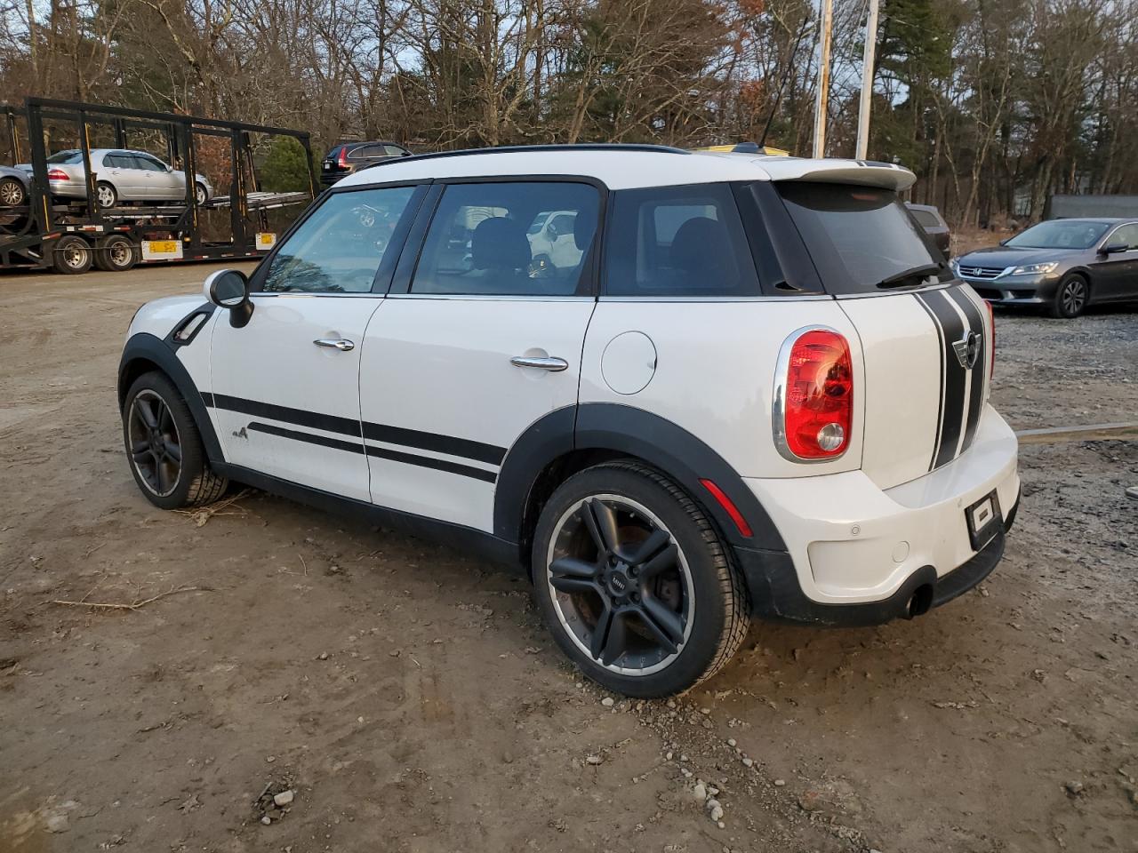 Image 2 of 2012 MINI COOPER S COUNTRYMAN 2012 with VIN WMWZC5C57CWL60304