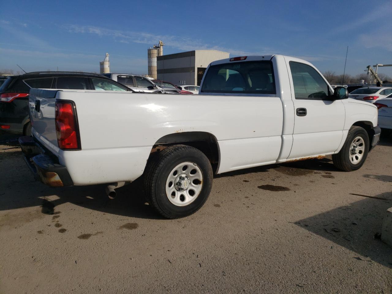 Image 3 of 2006 CHEVROLET SILVERADO C1500 2006 with VIN 1GCEC14X36Z134175
