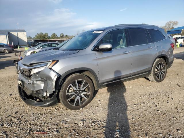Image 1 of 2019 HONDA PILOT TOURING 2019 with VIN 5FNYF5H98KB003475