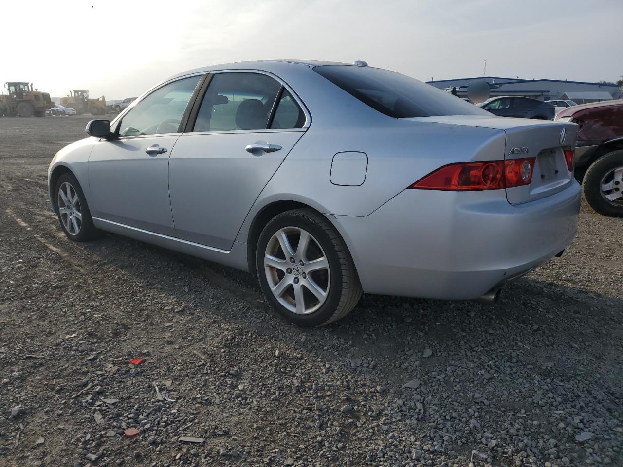 Image 2 of 2005 ACURA TSX  2005 with VIN JH4CL96975C024573
