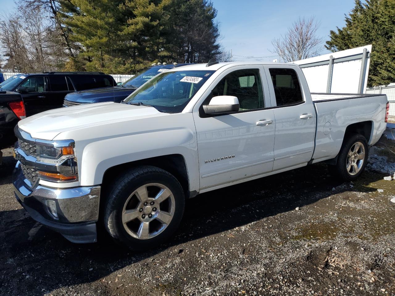Obraz 1 z 2016 CHEVROLET SILVERADO C1500 LT 2016 z VIN 1GCRCREC5GZ425838
