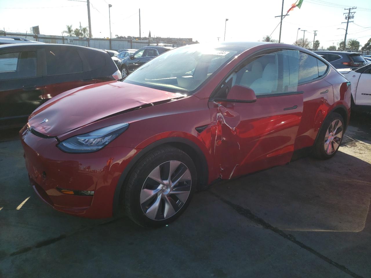Obraz 1 z 2021 TESLA MODEL Y  2021 z VIN 5YJYGDEE2MF304934