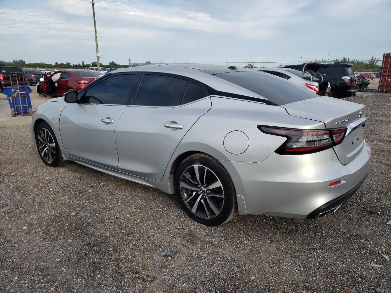 Image 2 of 2020 NISSAN MAXIMA SL 2020 with VIN 1N4AA6DV8LC376464