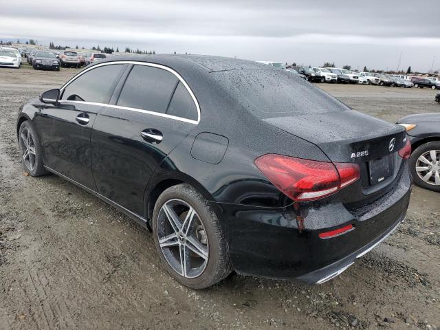 Image 2 of 2019 MERCEDES-BENZ A 220 4MATIC 2019 with VIN WDD3G4FB5KW035647