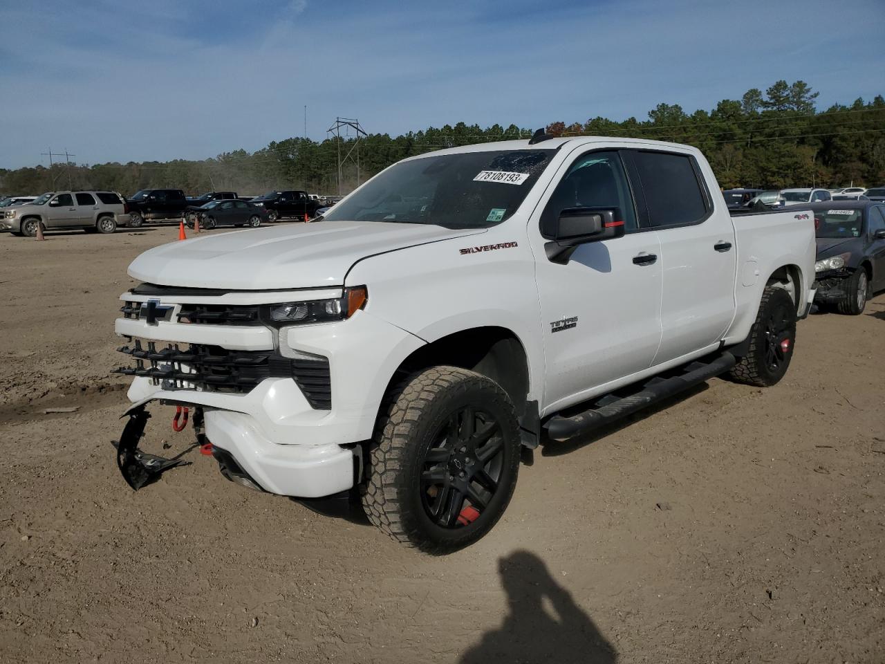 Изображение 1 2022 CHEVROLET SILVERADO K1500 RST 2022 с VIN 1GCUDEED2NZ504180