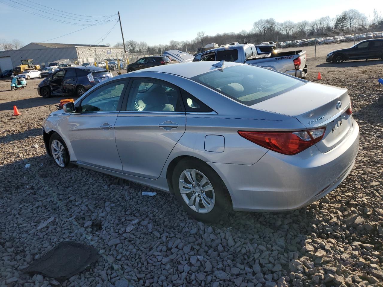 Obraz 2 z 2011 HYUNDAI SONATA GLS 2011 z VIN 5NPEB4AC0BH009254