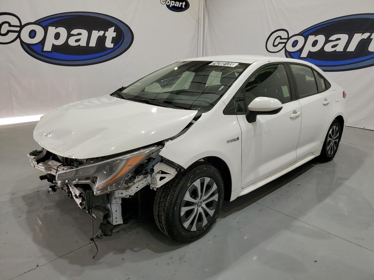 Изображение 1 2020 TOYOTA COROLLA LE 2020 с VIN JTDEBRBE5LJ011796