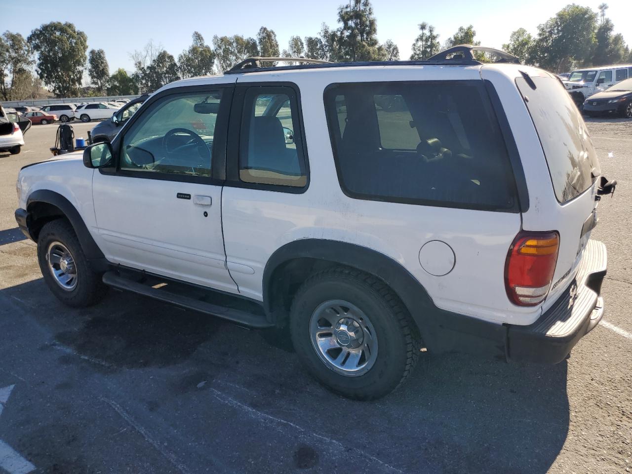 Obraz 2 z 1999 FORD EXPLORER  1999 z VIN 1FMYU22E5XUC61036