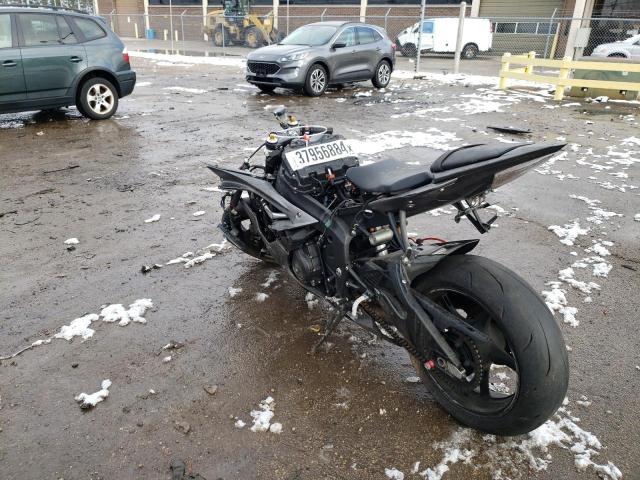 Obraz 3 z 2016 YAMAHA YZFR6  2016 z VIN JYARJ16E1GA035420