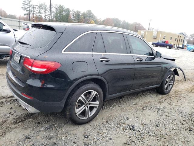 Image 3 of 2019 MERCEDES-BENZ GLC 300 2019 with VIN WDC0G4JB6KV172472