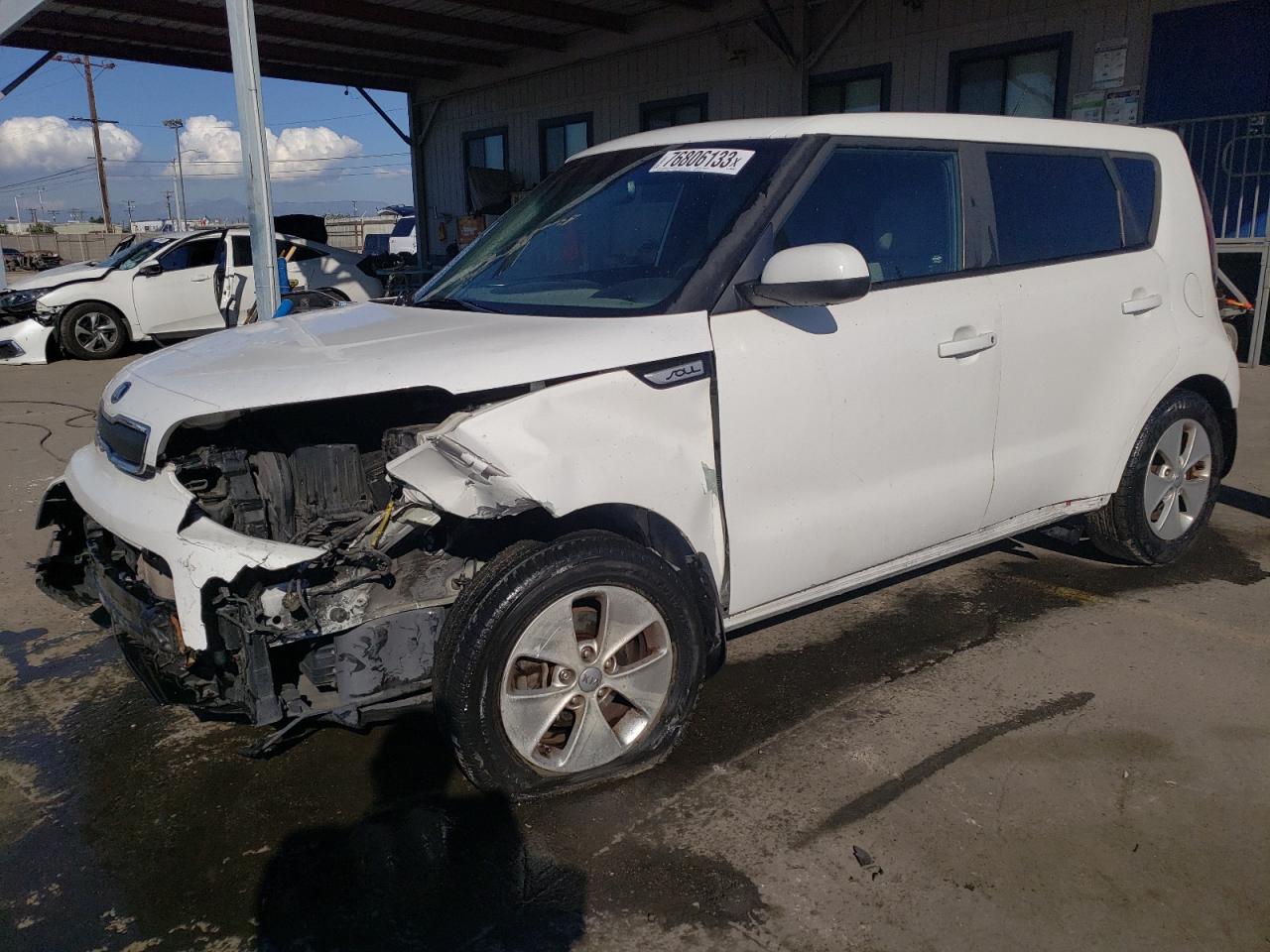 Изображение 1 2015 KIA SOUL  2015 с VIN KNDJN2A24F7140859