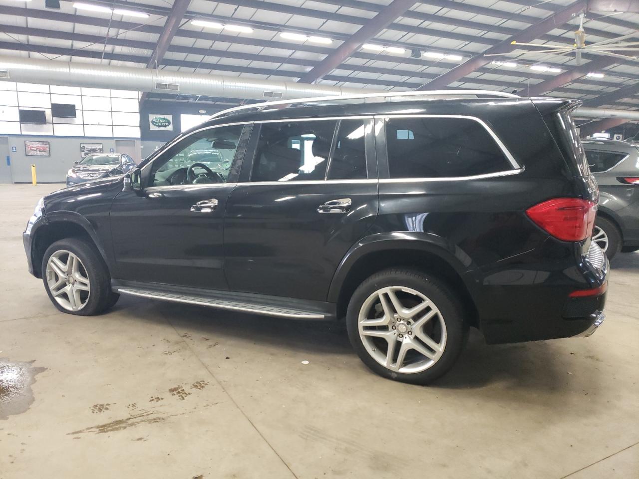 Obraz 2 z 2015 MERCEDES-BENZ GL 550 4MATIC 2015 z VIN 4JGDF7DE7FA511797