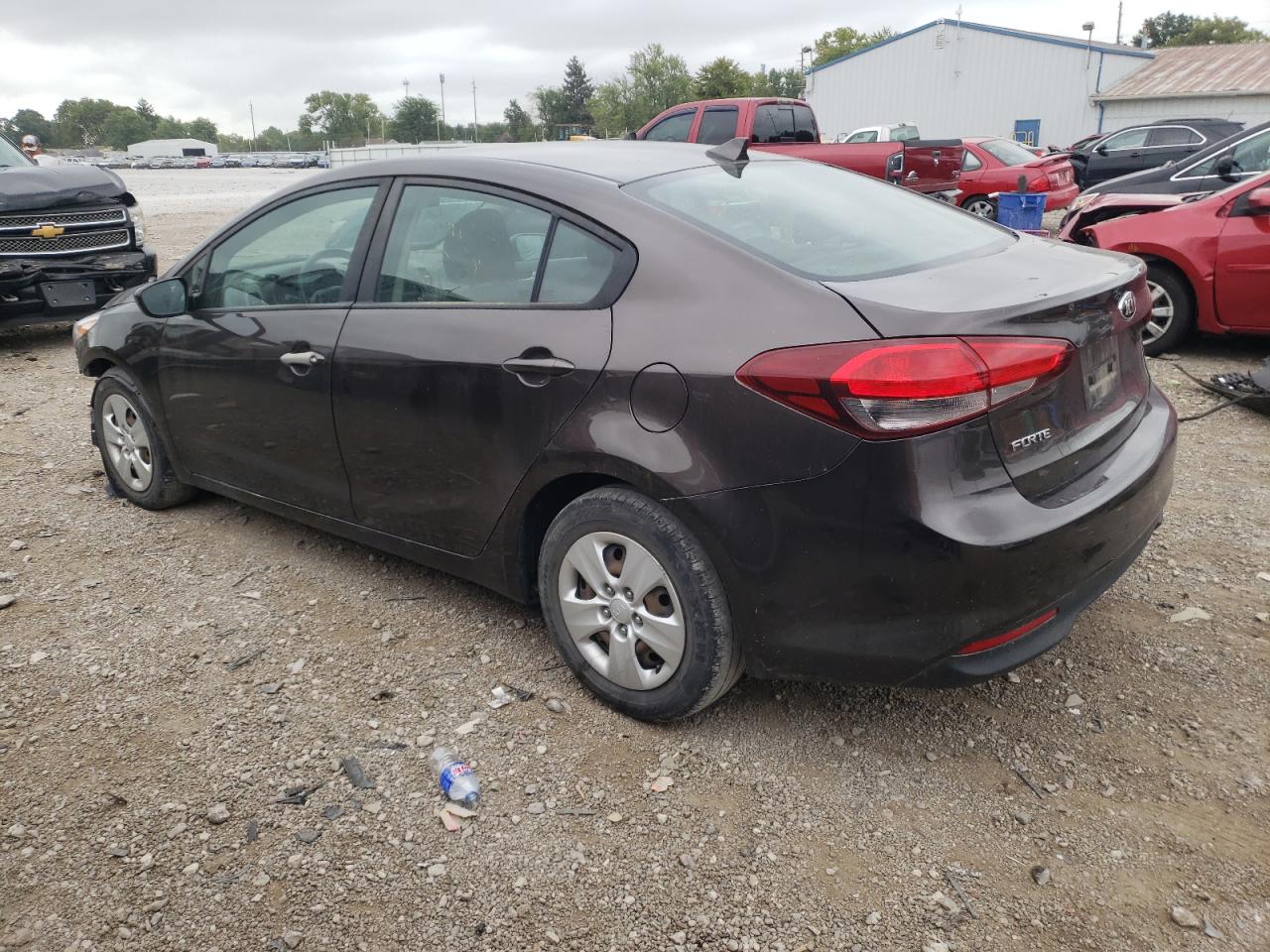 Image 2 of 2018 KIA FORTE LX 2018 with VIN 3KPFK4A72JE190710