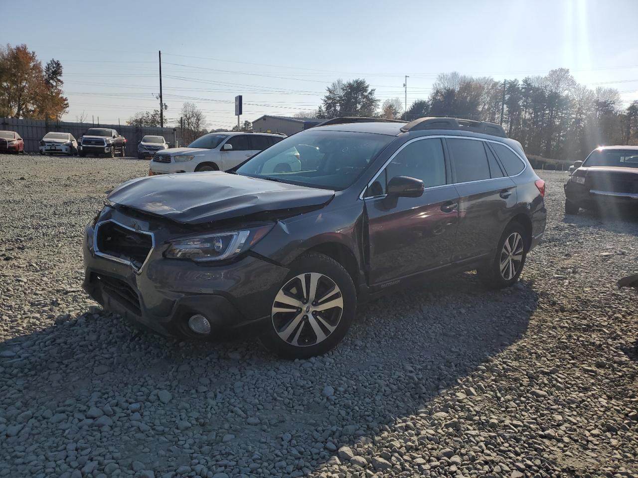 Изображение 1 2018 SUBARU OUTBACK 2.5I LIMITED 2018 с VIN 4S4BSANC7J3299445
