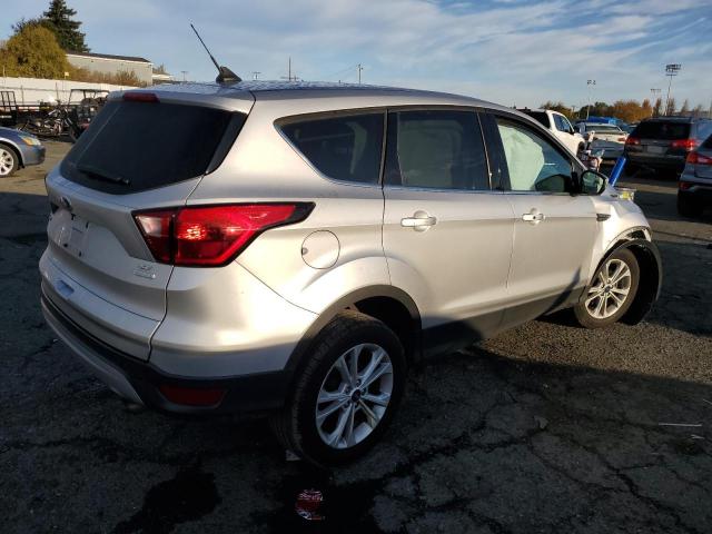 Изображение 3 2019 FORD ESCAPE SE 2019 с VIN 1FMCU0GD0KUA80501