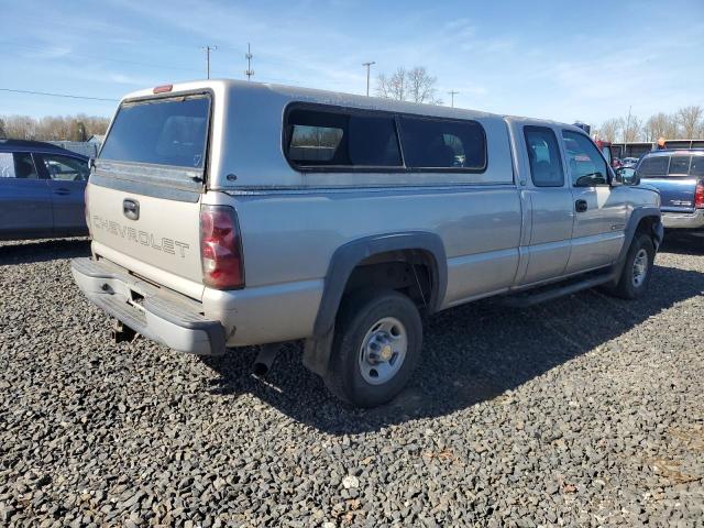 Image 3 of 2004 CHEVROLET SILVERADO C2500 HEAVY DUTY 2004 with VIN 1GCHC29U44E235215