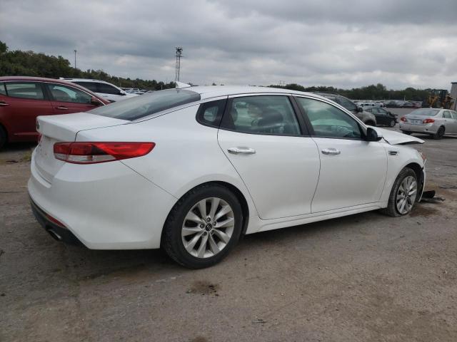Obraz 3 z 2017 KIA OPTIMA LX 2017 z VIN 5XXGT4L39HG161816