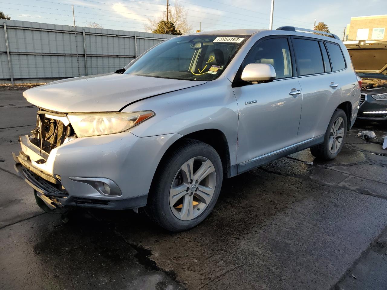 Image 1 of 2011 TOYOTA HIGHLANDER LIMITED 2011 with VIN 5TDDK3EH9BS073220