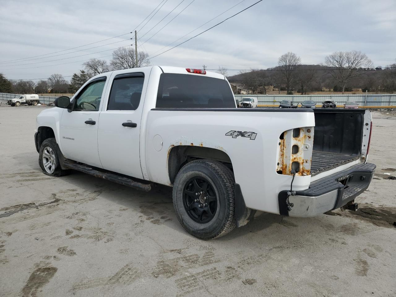 Изображение 2 2011 CHEVROLET SILVERADO K1500 2011 с VIN 3GCPKPEA9BG162646