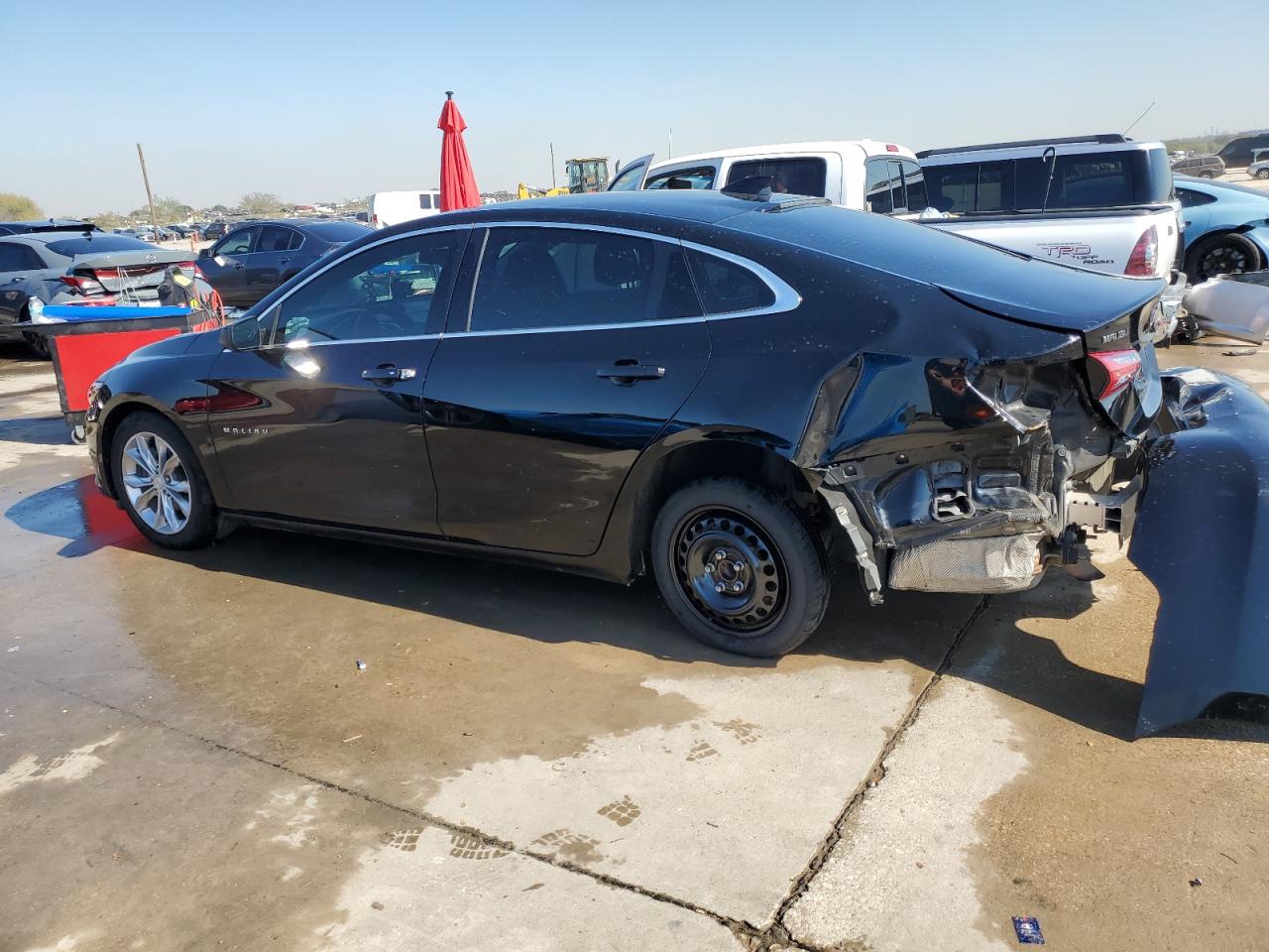 Image 2 of 2019 CHEVROLET MALIBU LT 2019 with VIN 1G1ZD5STXKF136192