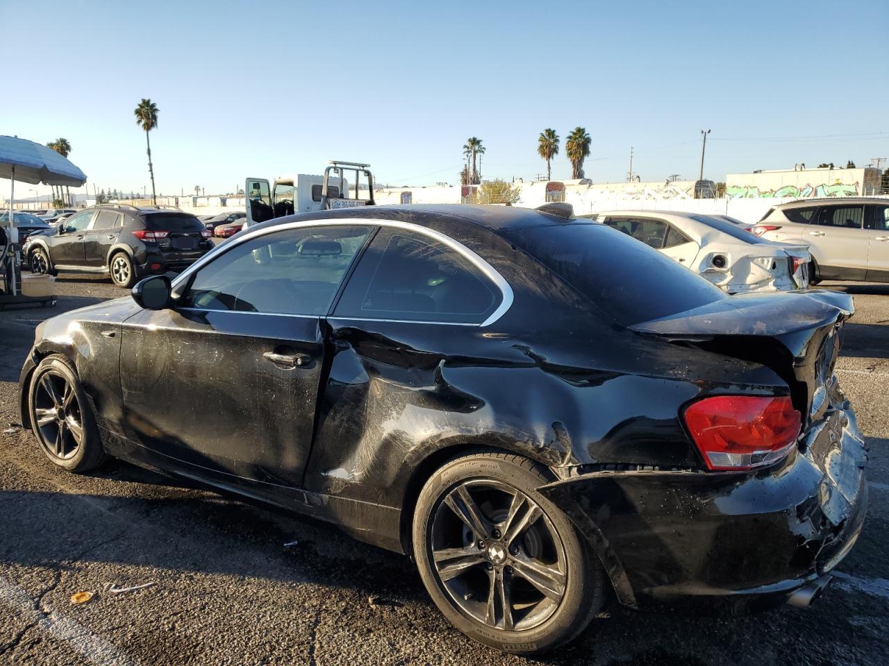 Obraz 2 z 2013 BMW 128 I 2013 z VIN WBAUP9C58DVS95847