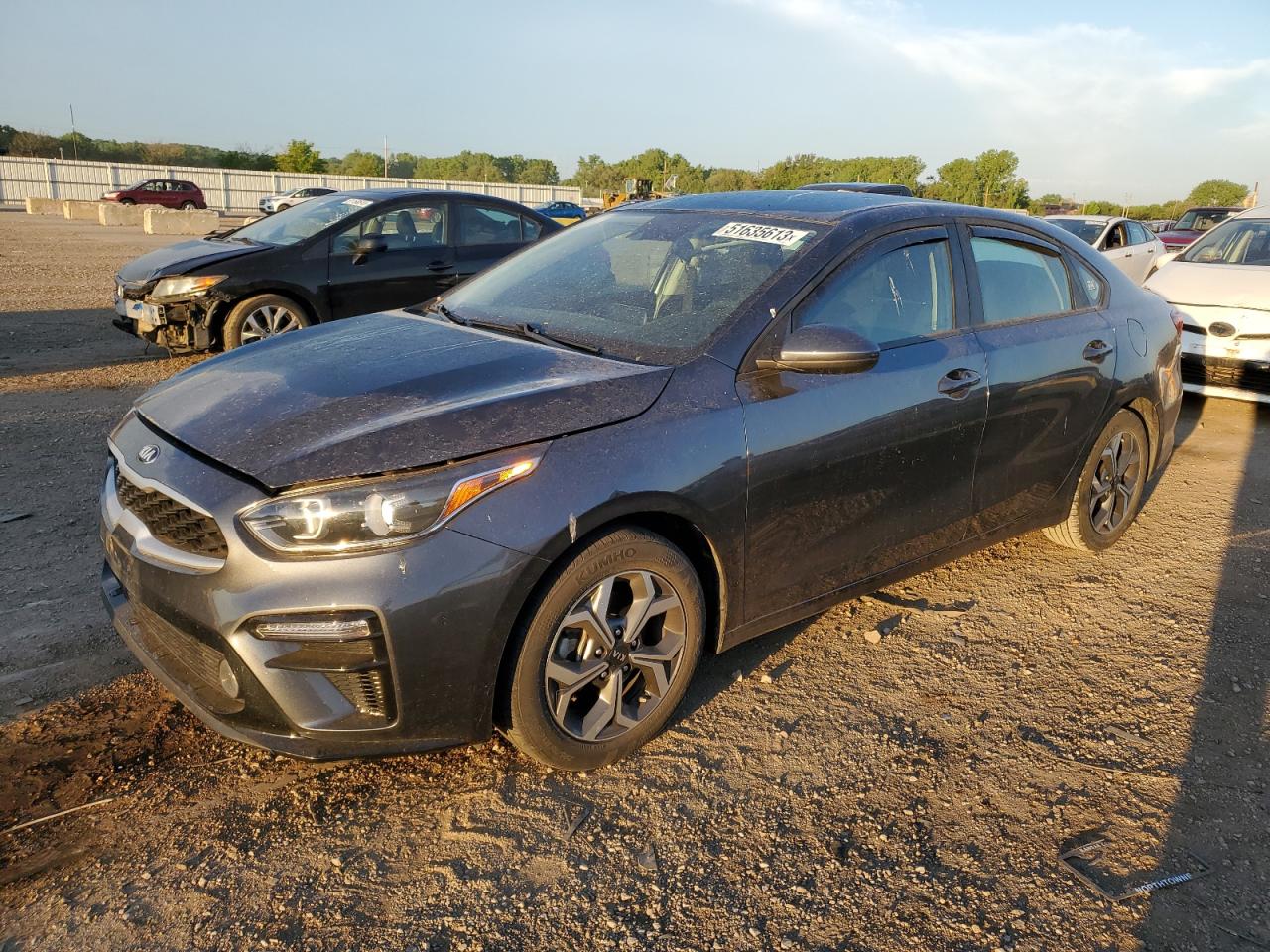 Obraz 1 z 2021 KIA FORTE FE 2021 z VIN 3KPF24AD1ME335584