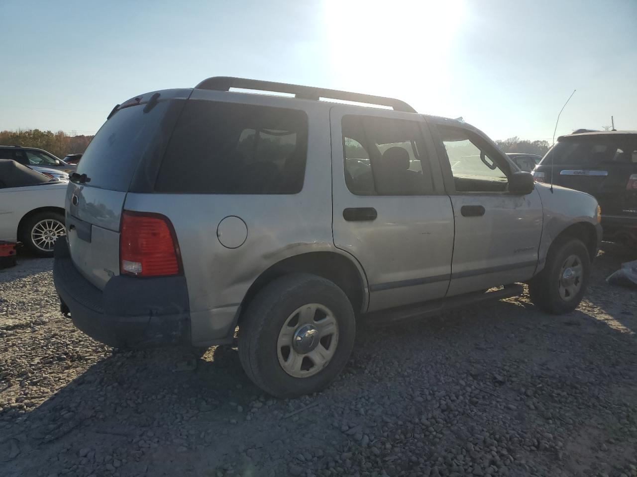 Image 3 of 2005 FORD EXPLORER XLS 2005 with VIN 1FMZU62K75UA33666