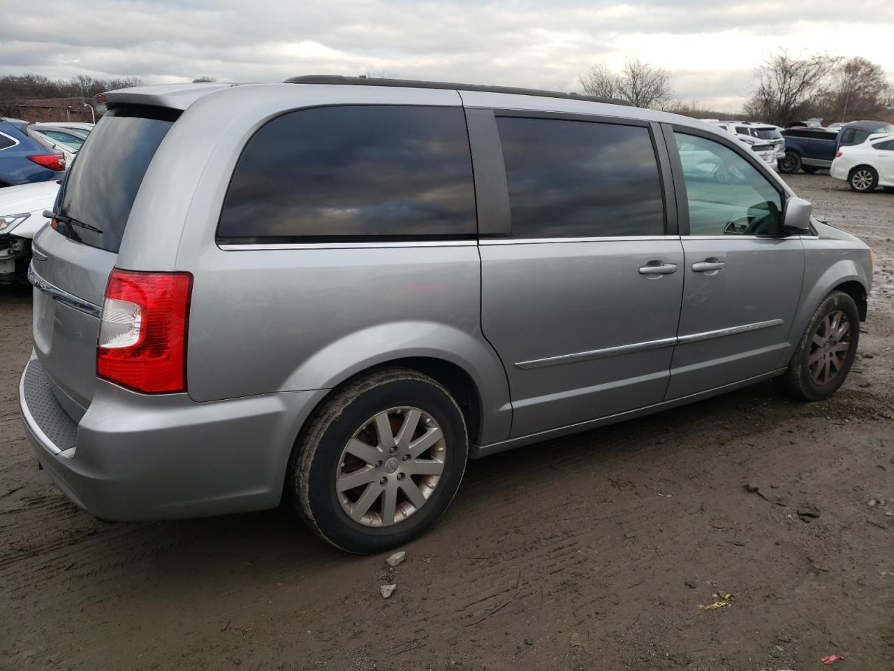 Image 3 of 2016 CHRYSLER TOWN & COUNTRY TOURING 2016 with VIN 2C4RC1BG2GR295312