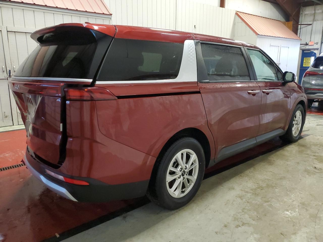 Obraz 3 z 2022 KIA CARNIVAL LX 2022 z VIN KNDNB4H31N6109657