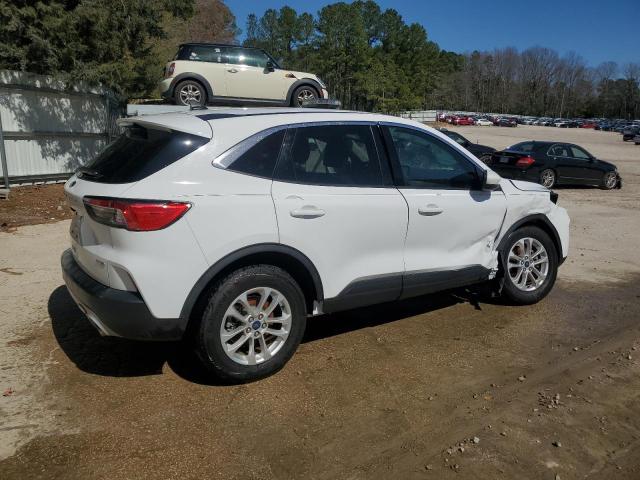 Image 3 of 2020 FORD ESCAPE SE 2020 with VIN 1FMCU9G69LUB22090