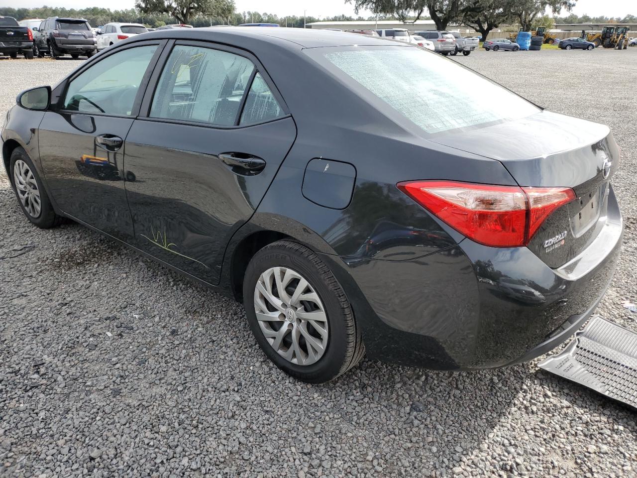 Obraz 2 z 2019 TOYOTA COROLLA L 2019 z VIN 2T1BURHEXKC176404