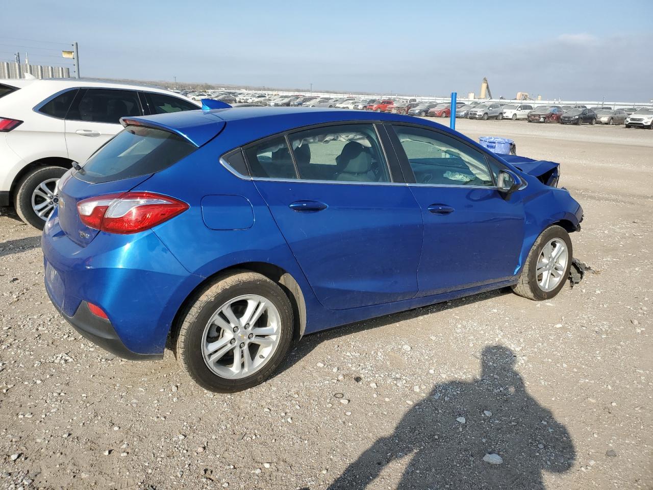 Obraz 3 z 2018 CHEVROLET CRUZE LT 2018 z VIN 3G1BE6SM1JS551165