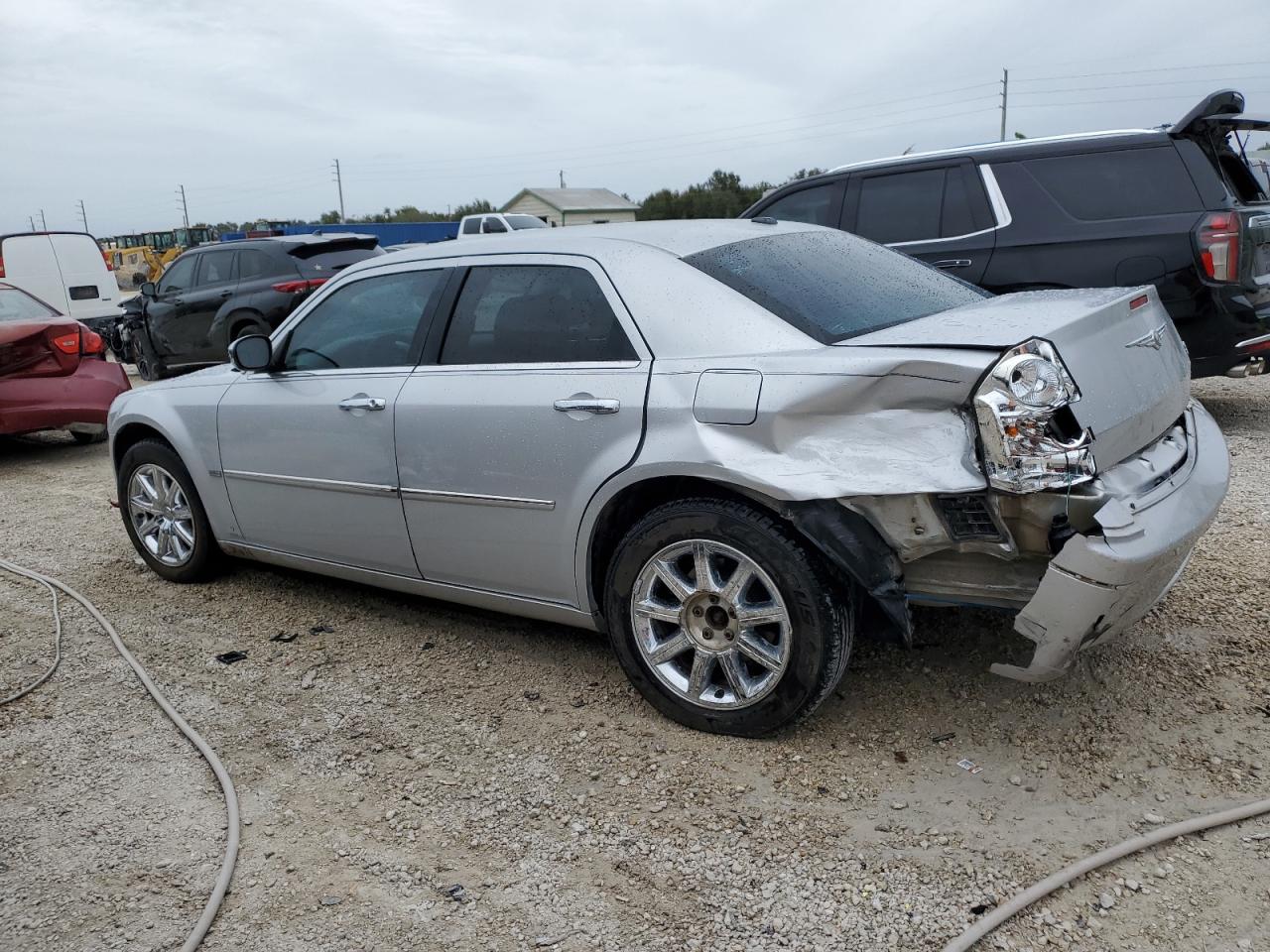 Obraz 2 z 2010 CHRYSLER 300 TOURING 2010 z VIN 2C3CA5CV6AH211400