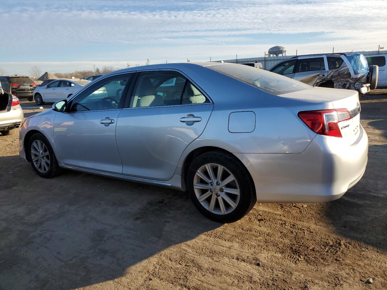 Obraz 2 z 2014 TOYOTA CAMRY L 2014 z VIN 4T4BF1FK1ER432247