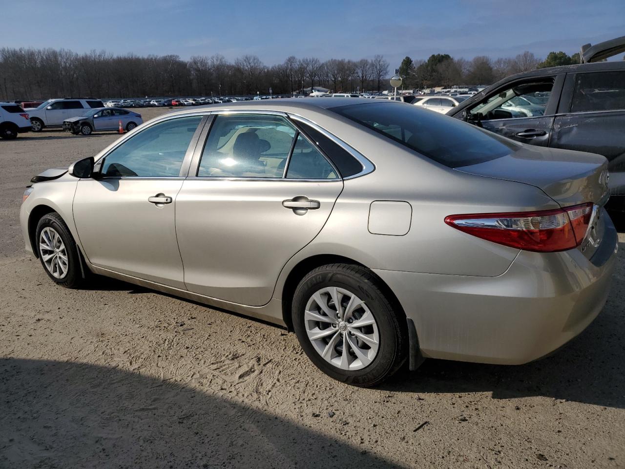 Image 2 of 2017 TOYOTA CAMRY LE 2017 with VIN 4T1BF1FK4HU725672