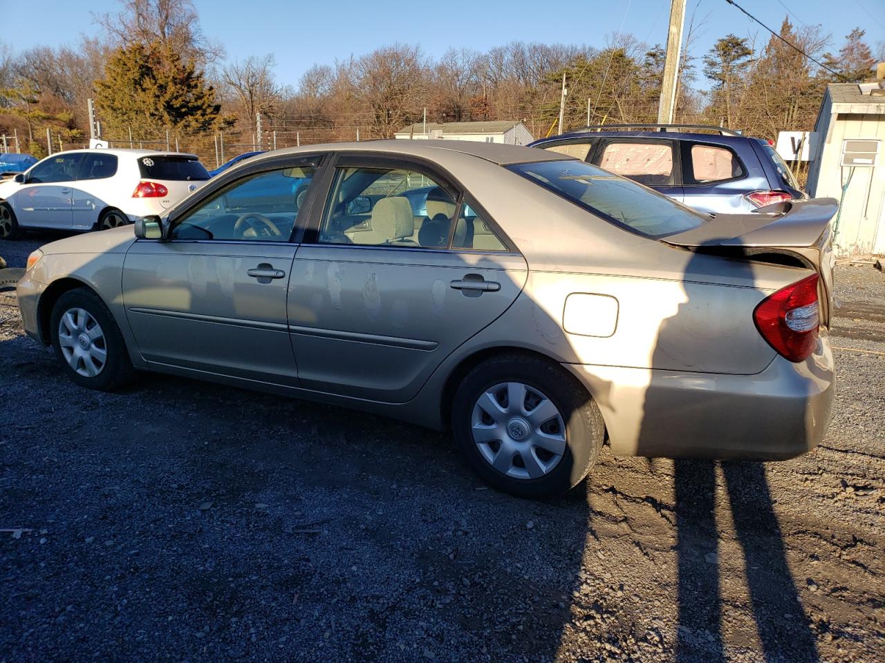 Obraz 2 z 2004 TOYOTA CAMRY LE 2004 z VIN 4T1BE30K24U879296