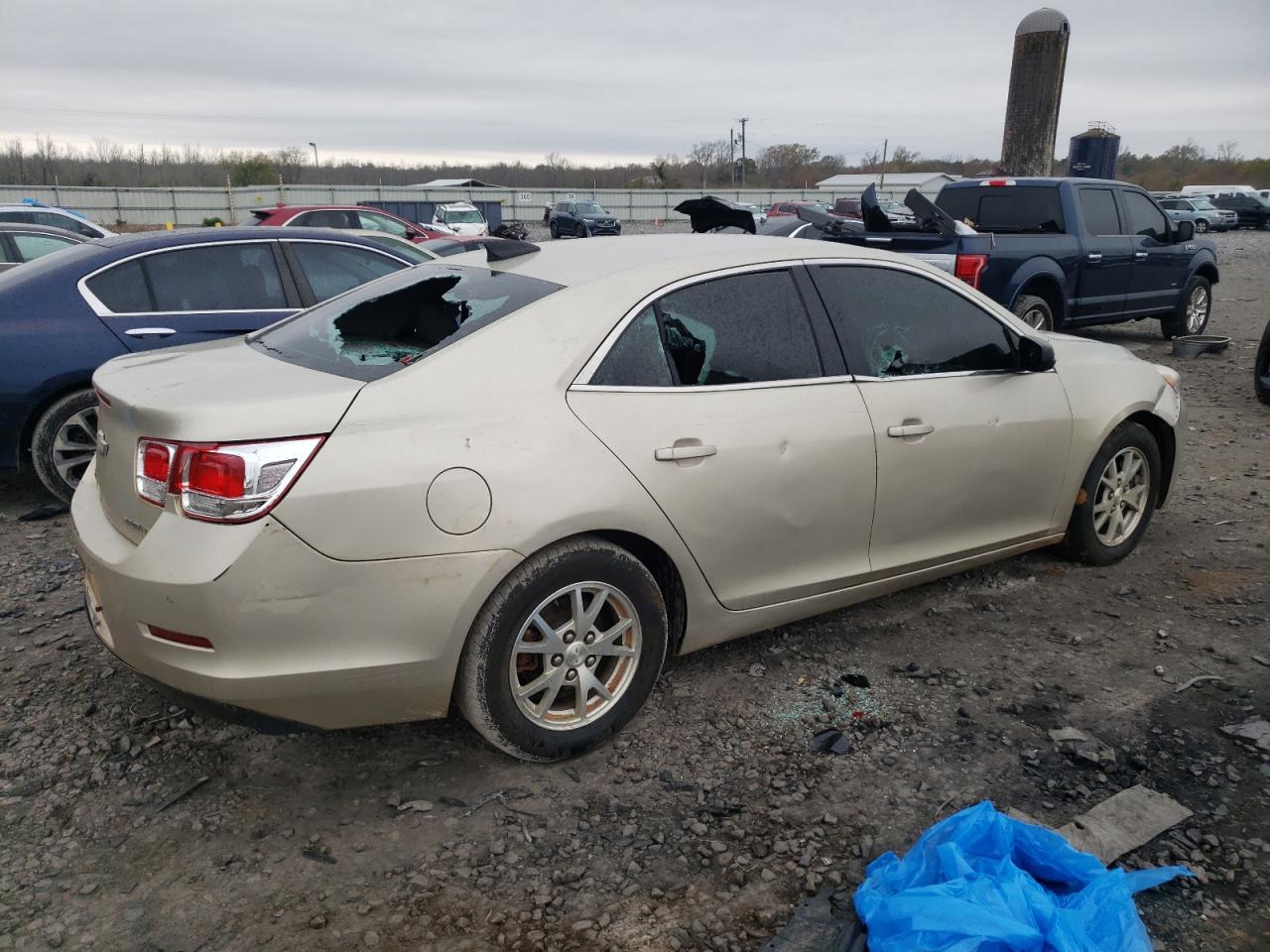 Изображение 3 2015 CHEVROLET MALIBU LS 2015 с VIN 1G11A5SL7FF149249