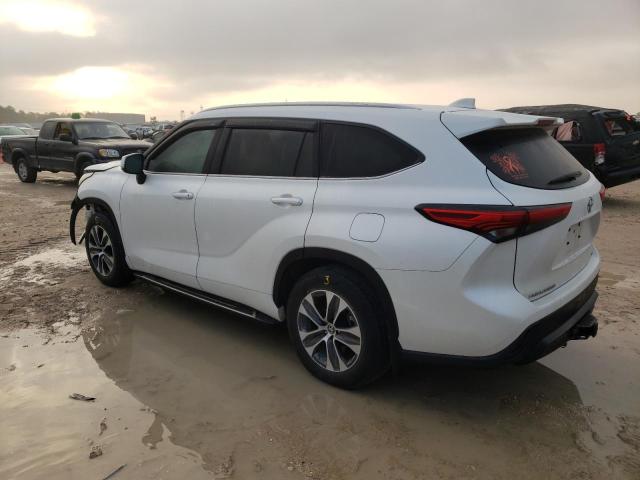 Obraz 2 z 2021 TOYOTA HIGHLANDER XLE 2021 z VIN 5TDGZRAHXMS518441
